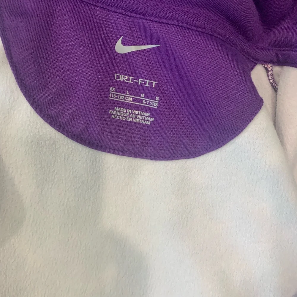 Nike Kids Purple Graphic Zip Jacket with Pink Accents 6X Drifit girls track 90s